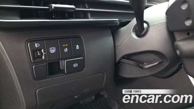 Hyundai Staria 2026 — Photo 7/33