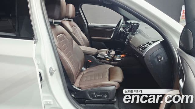 BMW X4 2025 — Şəkil 17/35