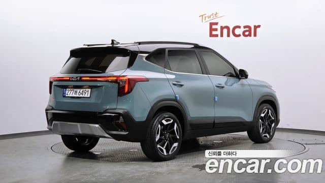 Kia Seltos 2024 — Şəkil 1/20