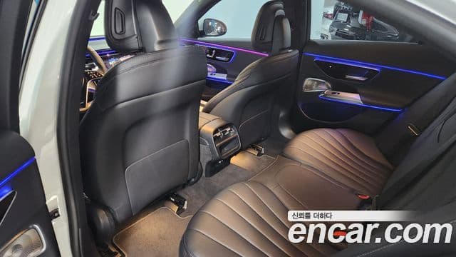 Mercedes-Benz E-Class 2024 — Şəkil 9/20