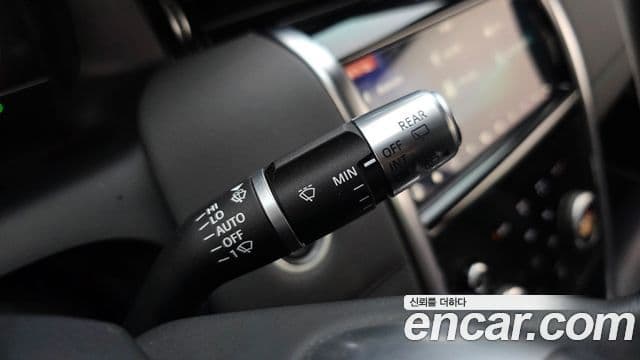 Land Rover Discovery Sport 2020 — Şəkil 19/20