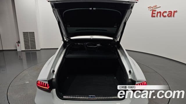 Audi A7 2020 — фото 20 из 20