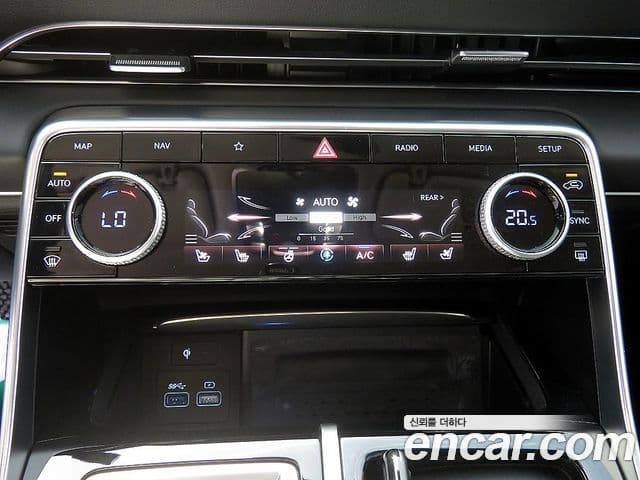 Genesis GV80 2022 — ფოტო 12/20