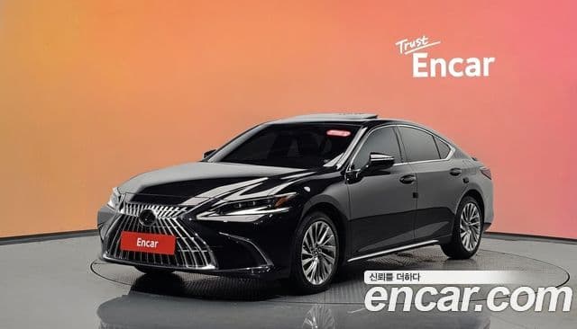 Lexus ES300h 2025 — Şəkil 1/20