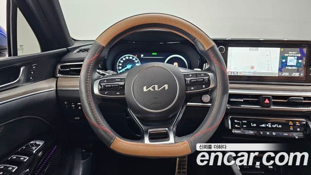 Kia K5 2021 — Şəkil 13/20