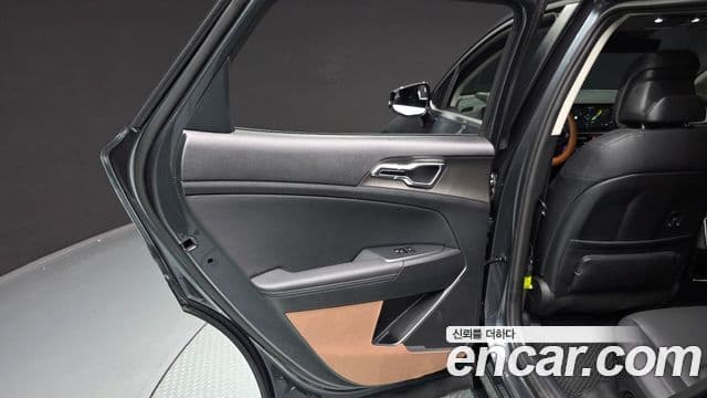 Kia Sportage 2025 — Photo 16/33