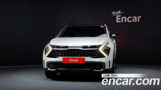 Kia Sportage 2022 — ფოტო 3/20