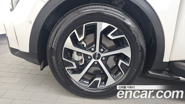 Kia Sportage 2022 — ფოტო 5/20