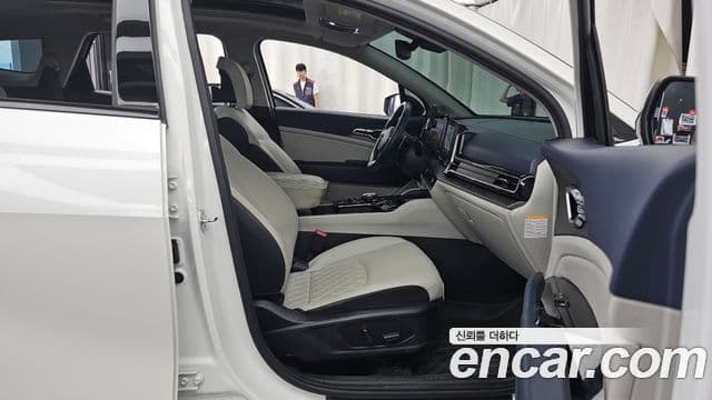 Kia Sportage 2022 — ფოტო 11/20