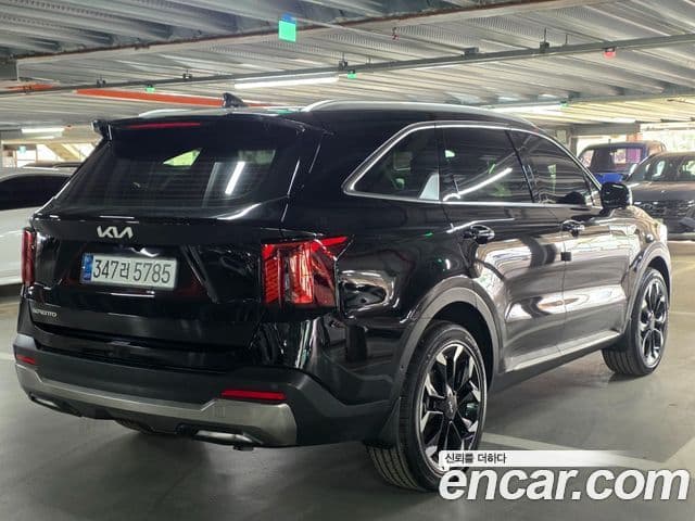 Kia Sorento 2023 — Şəkil 2/20