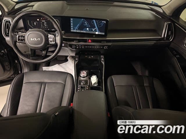 Kia Sorento 2023 — Şəkil 15/20