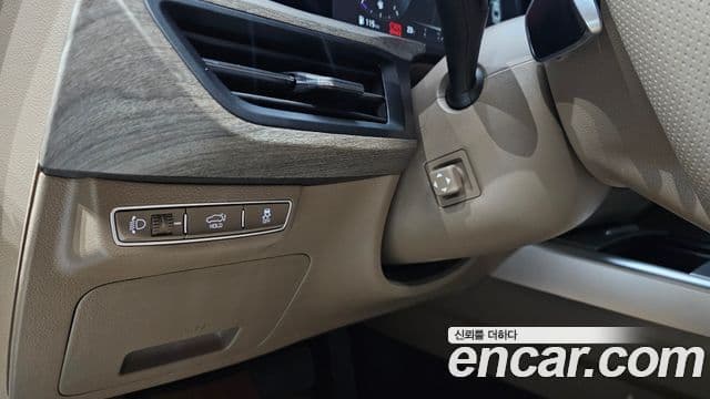 Kia K8 2023 — Şəkil 18/20
