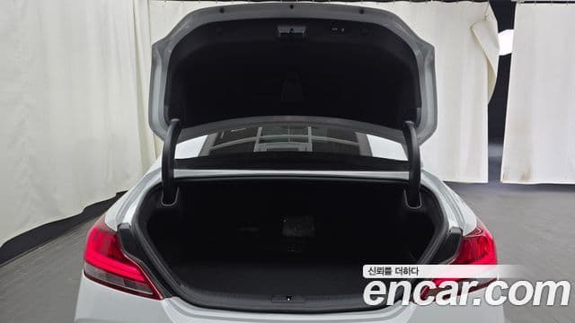 Genesis G70 2020 — Şəkil 20/20