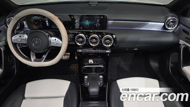Mercedes-Benz CLA-Class 2020 — ფოტო 7/20