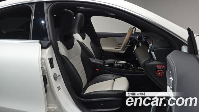Mercedes-Benz CLA-Class 2020 — ფოტო 11/20