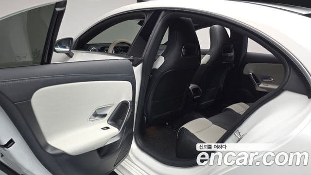 Mercedes-Benz CLA-Class 2020 — Photo 15/30