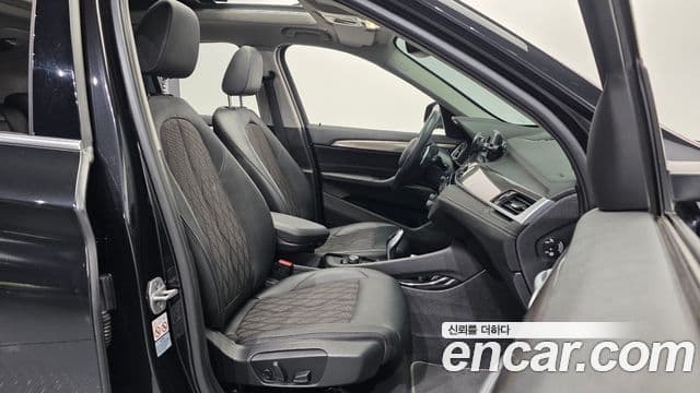 BMW X1 2021 — фото 11 из 20