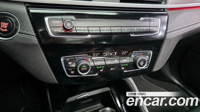 BMW X1 2021 — ფოტო 17/20