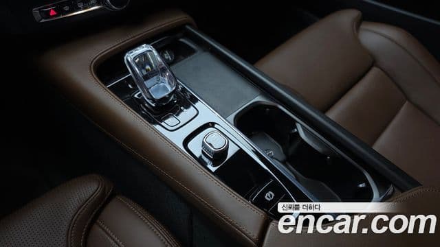 Volvo S90 2021 — Şəkil 9/20