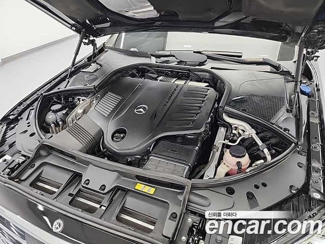 Mercedes-Benz S-Class 2022 — ფოტო 15/20