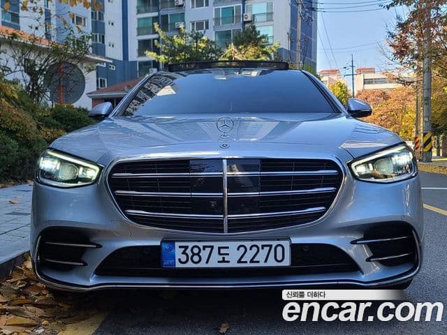 Mercedes-Benz S-Class 2022 — Photo 19/20