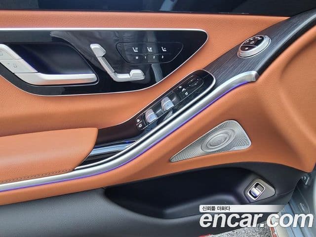 Mercedes-Benz S-Class 2022 — Photo 17/20