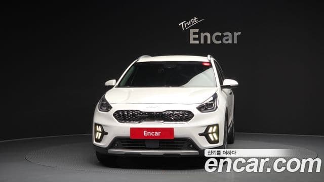 Kia Niro 2021 — ფოტო 3/20