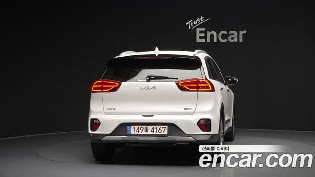 Kia Niro 2021 — ფოტო 4/20