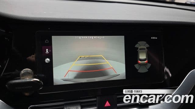 Kia Niro 2021 — ფოტო 15/20