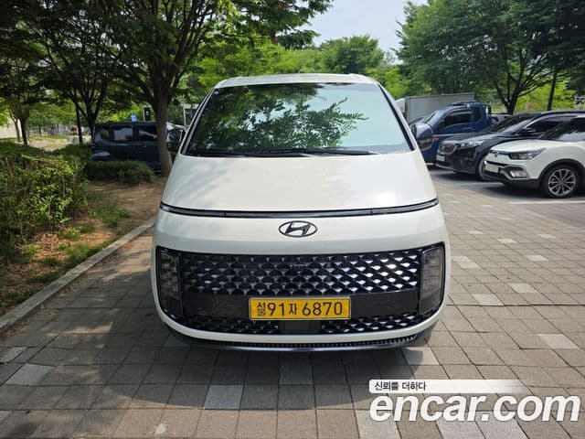 Hyundai Staria 2025 — ფოტო 10/12