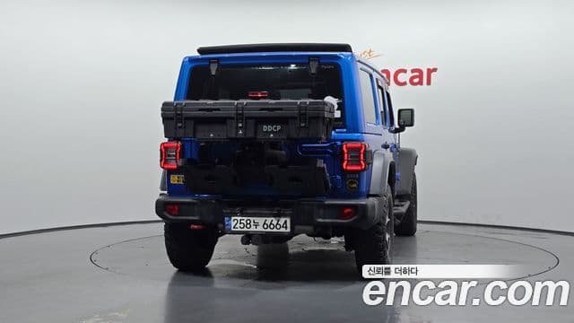 Jeep Wrangler 2021 — Photo 14/20