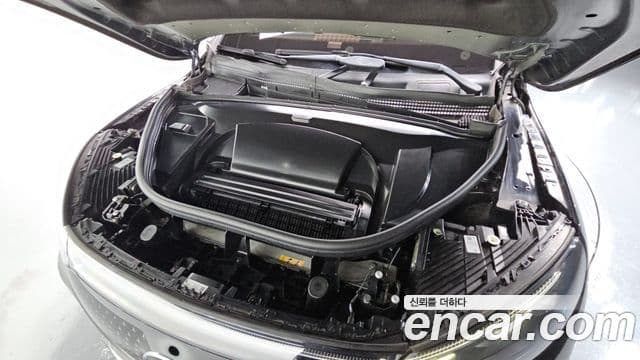 Mercedes-Benz EQE SUV 2023 — ფოტო 30/33