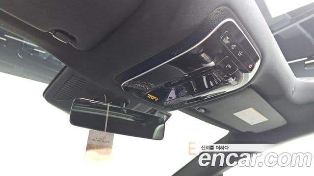Mercedes-Benz EQE SUV 2023 — ფოტო 29/33