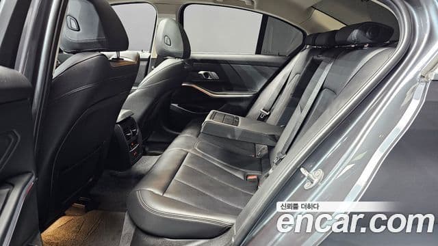 BMW 3 Series 2022 — Şəkil 12/20