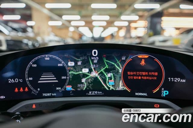Porsche Taycan 2022 — Photo 17/20