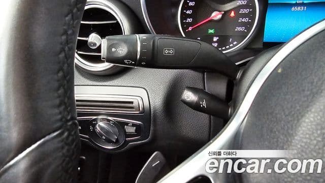 Mercedes-Benz C-Class 2019 — фото 13 из 20