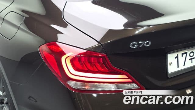 Genesis G70 2018 — Şəkil 31/31