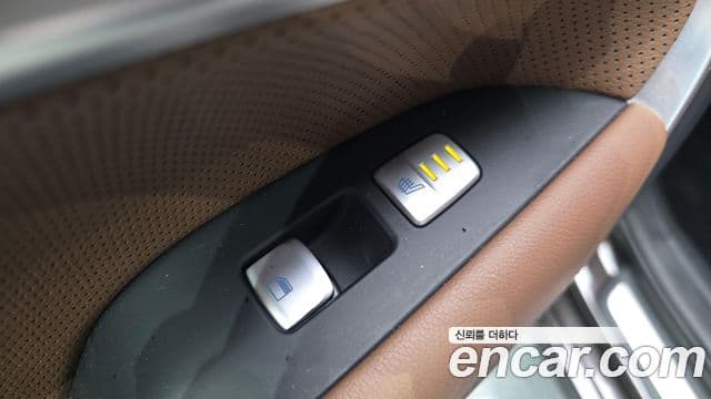 Genesis G70 2018 — Şəkil 17/31