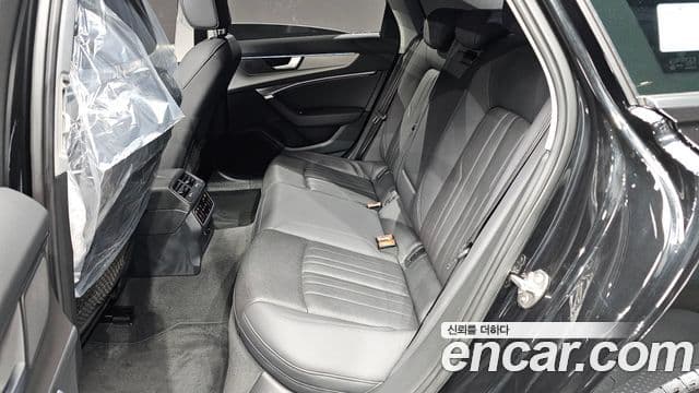 Audi A6 2020 — ფოტო 11/20