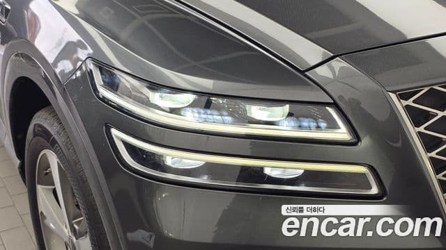 Genesis GV80 2021 — Şəkil 10/32