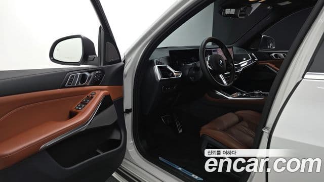 BMW X7 2025 — ფოტო 10/20