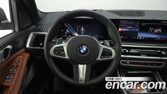 BMW X7 2025 — ფოტო 14/20