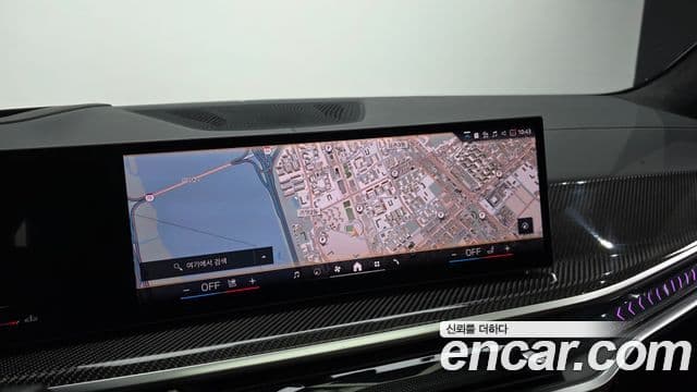 BMW X7 2025 — ფოტო 15/20