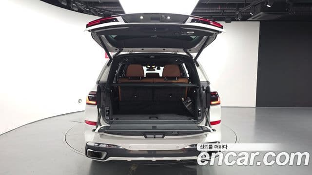 BMW X7 2025 — фото 20 из 20