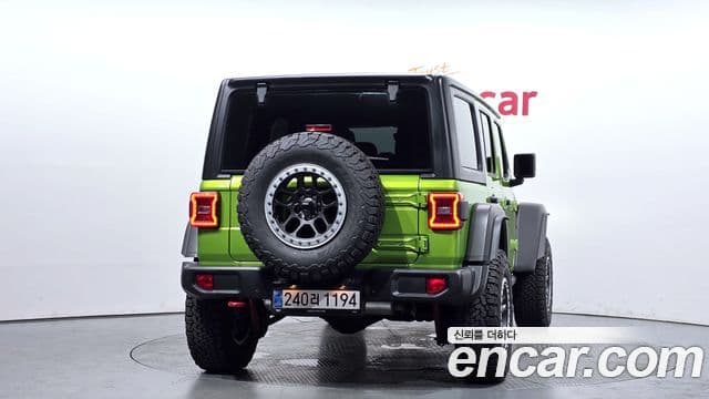 Jeep Wrangler 2025 — ფოტო 4/20