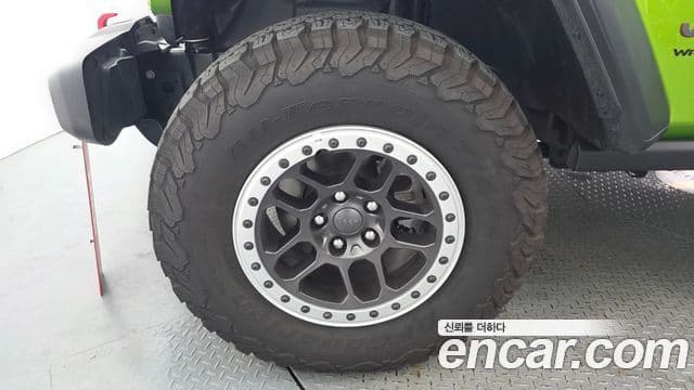 Jeep Wrangler 2025 — ფოტო 5/20
