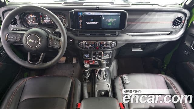 Jeep Wrangler 2025 — ფოტო 7/20