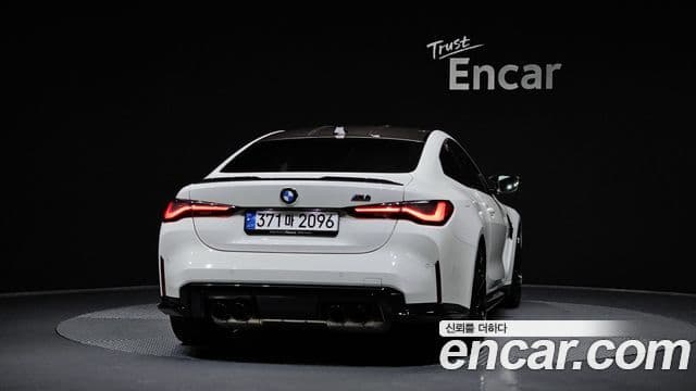 BMW M4 2024 — ფოტო 4/20