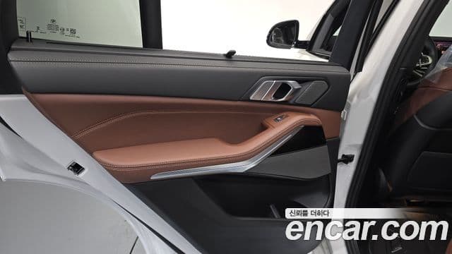 BMW X5 2025 — Photo 30/32