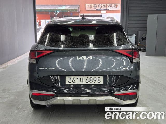 Kia Sportage 2023 — Şəkil 3/10